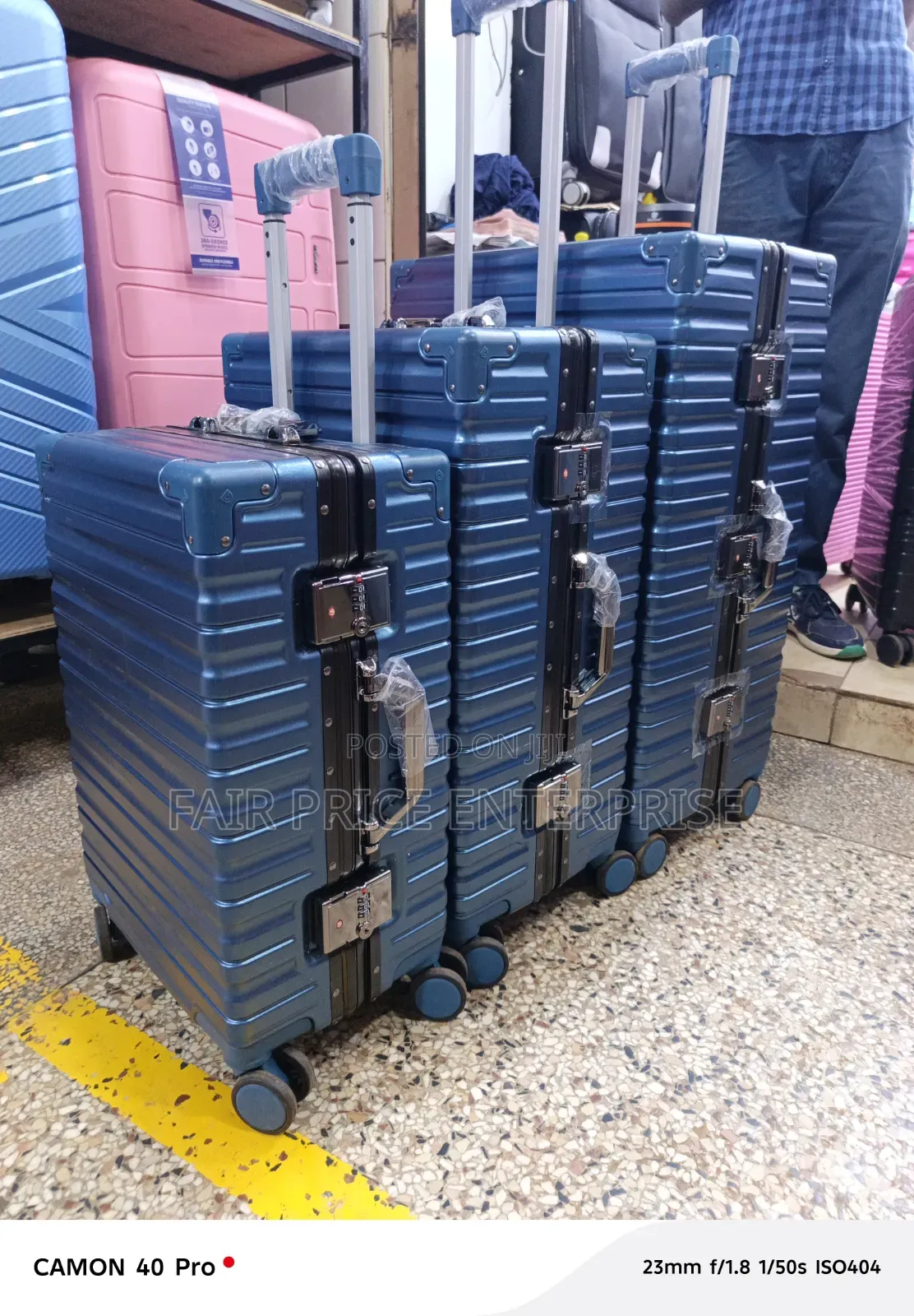 Original Executive Plastic Suitcases. Full Set. 3pcs in 1 Set