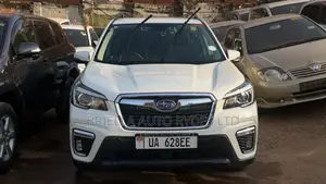 Subaru Forester 2019 White