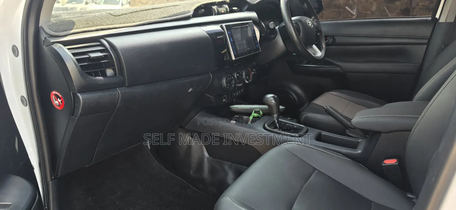 Toyota Hilux 2017 White