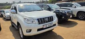 Toyota Land Cruiser Prado 2012 White