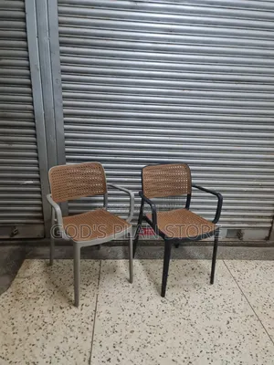 Obsidian Plastic Chairs Plastic Chairs Mesh