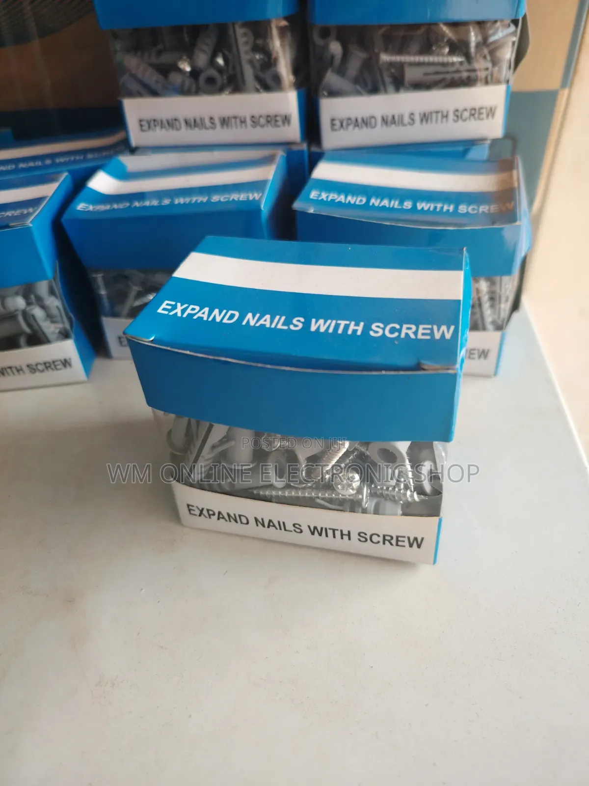 Expand Nails With Screw 8mm