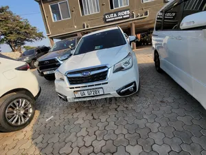 Subaru Forester 2016 White