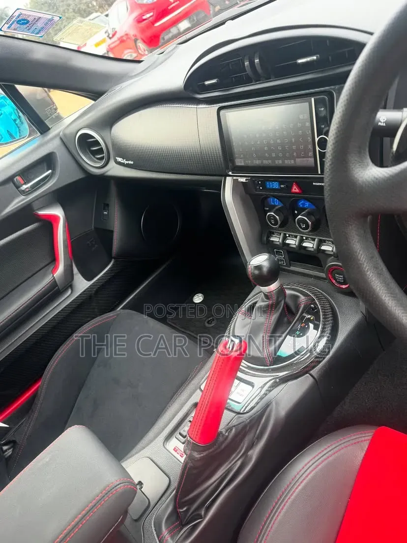 Toyota GT86 2012 Orange