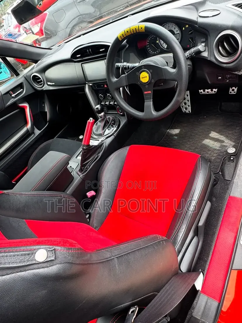 Toyota GT86 2012 Orange