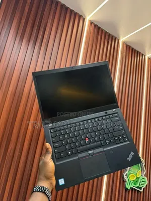 Laptop Lenovo ThinkPad T490s 8GB Intel Core i7 SSD 256GB