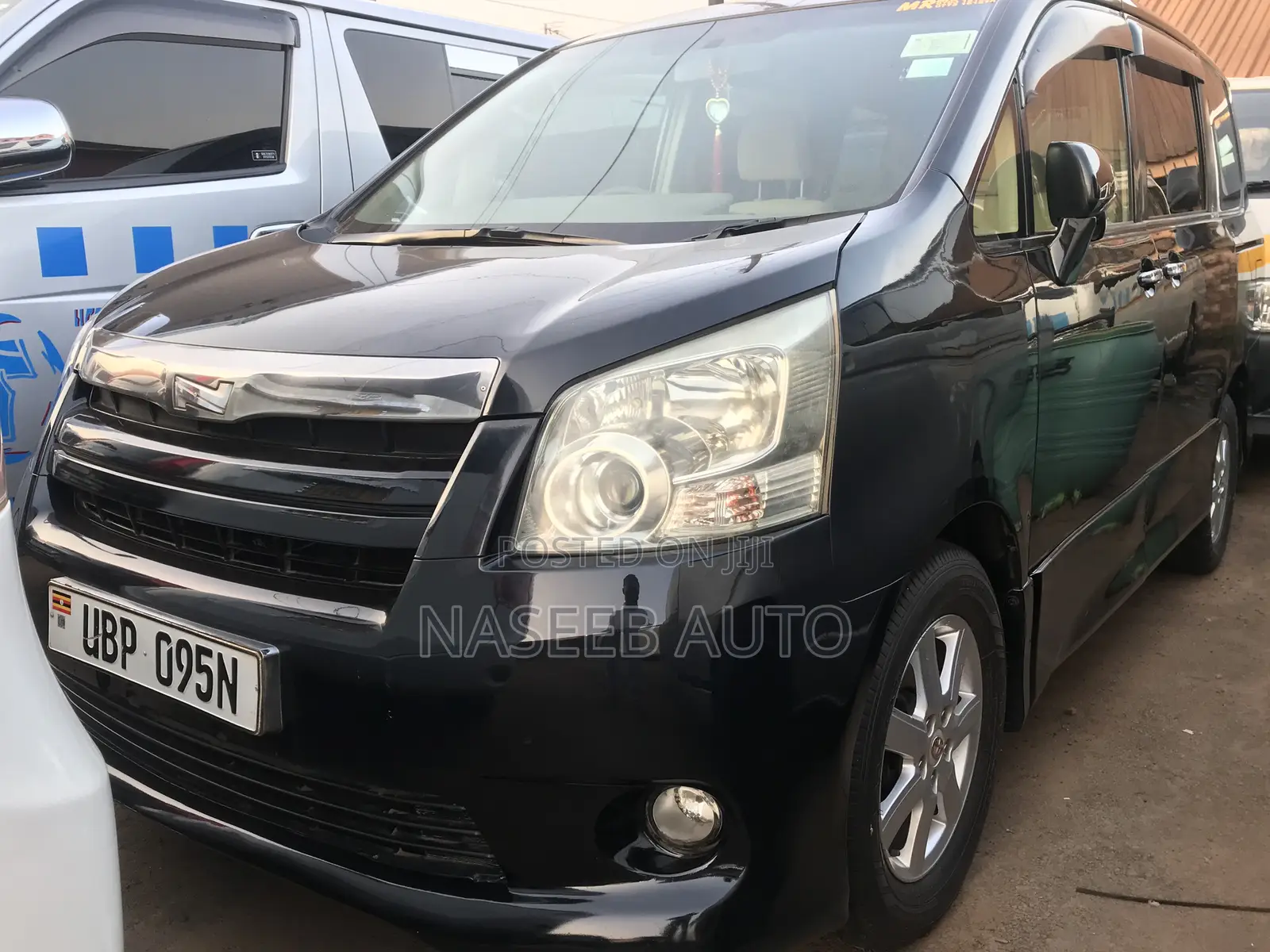 Toyota Noah 2008 Black