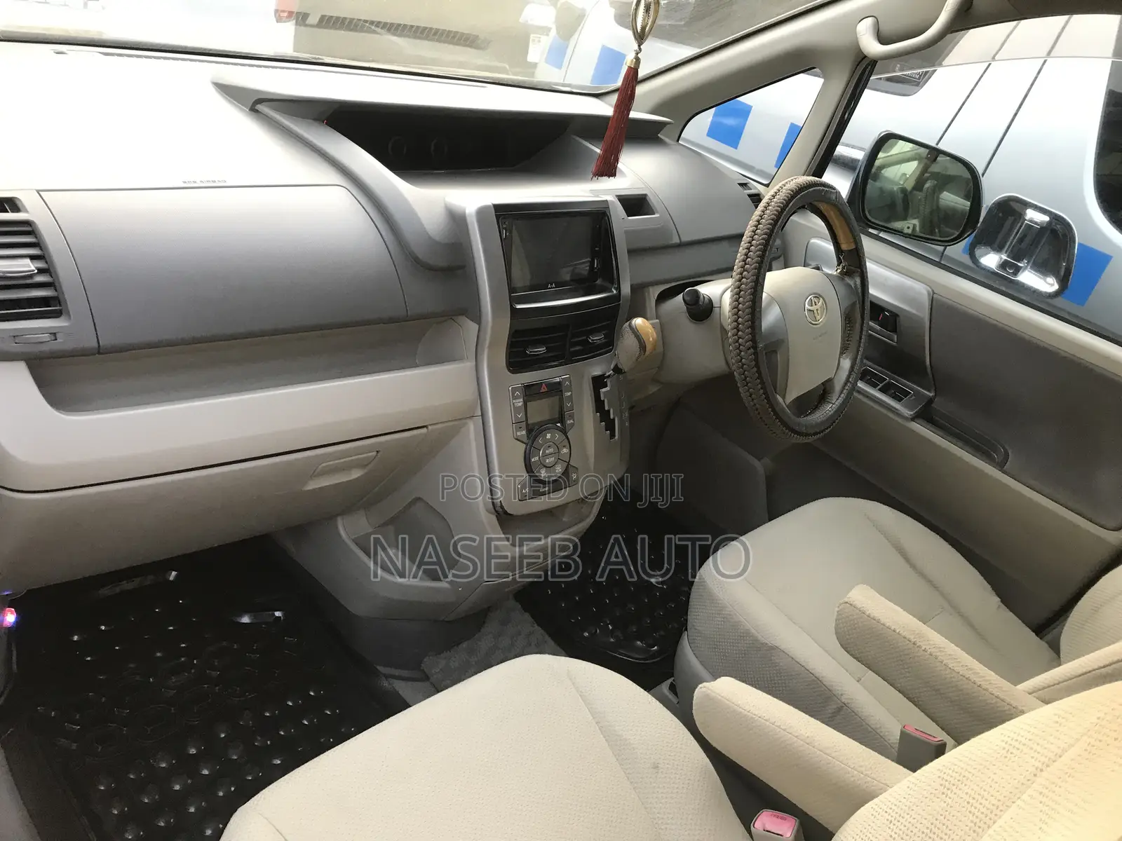 Toyota Noah 2008 Black