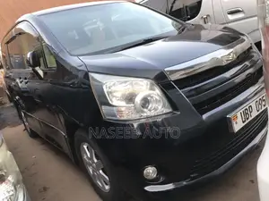 Toyota Noah 2008 Black