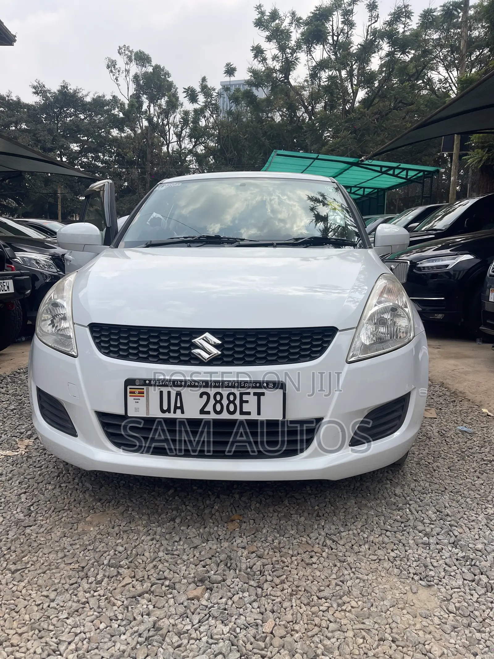 Suzuki Swift 2011 White