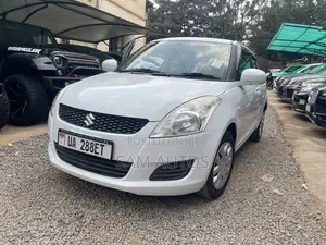 Suzuki Swift 2011 White