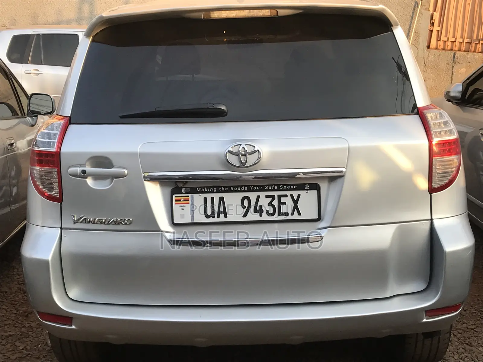 Toyota Vanguard 2008 Silver