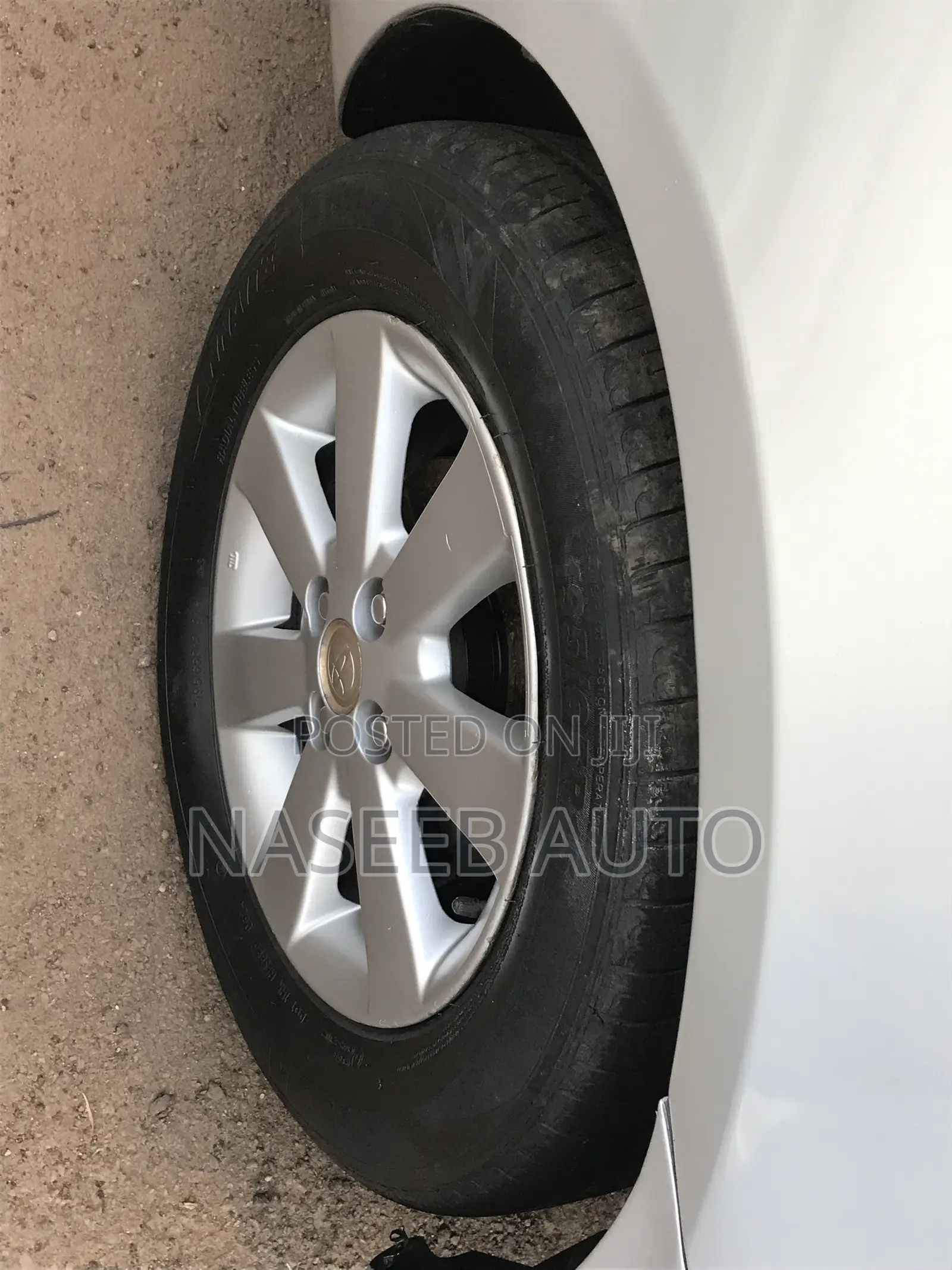 Toyota Raum 2007 Silver