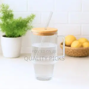 24oz Ribbed Glass Cup With Bamboo Wood Lid and Straw