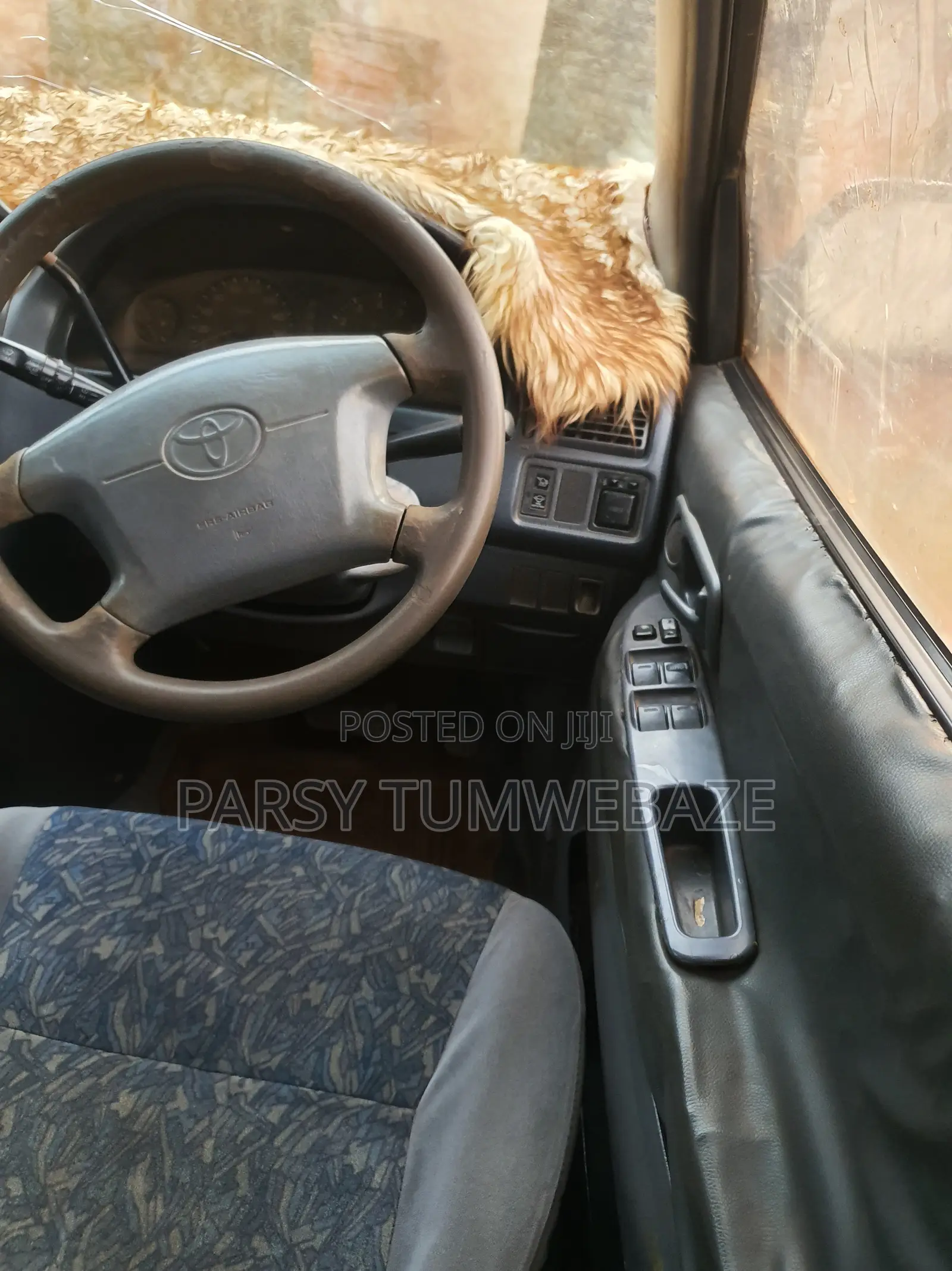 Toyota Ipsum 2000 Silver