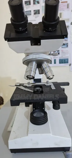 Microscope