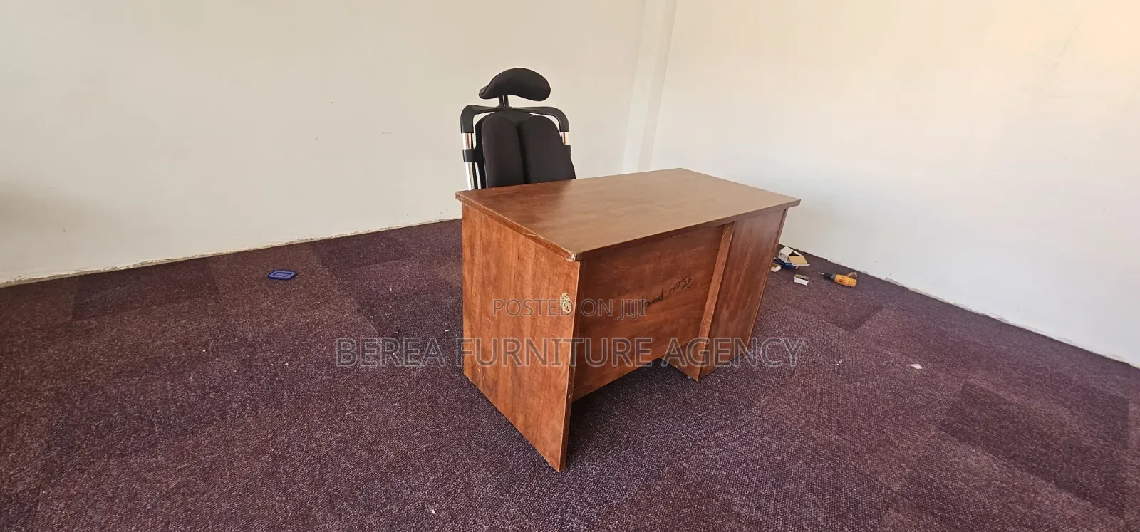 Ortchair and Office Table