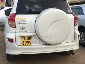 Toyota RAV4 2008 White