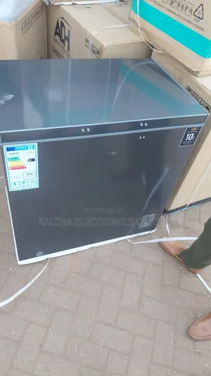 Chiq Freezer 260l