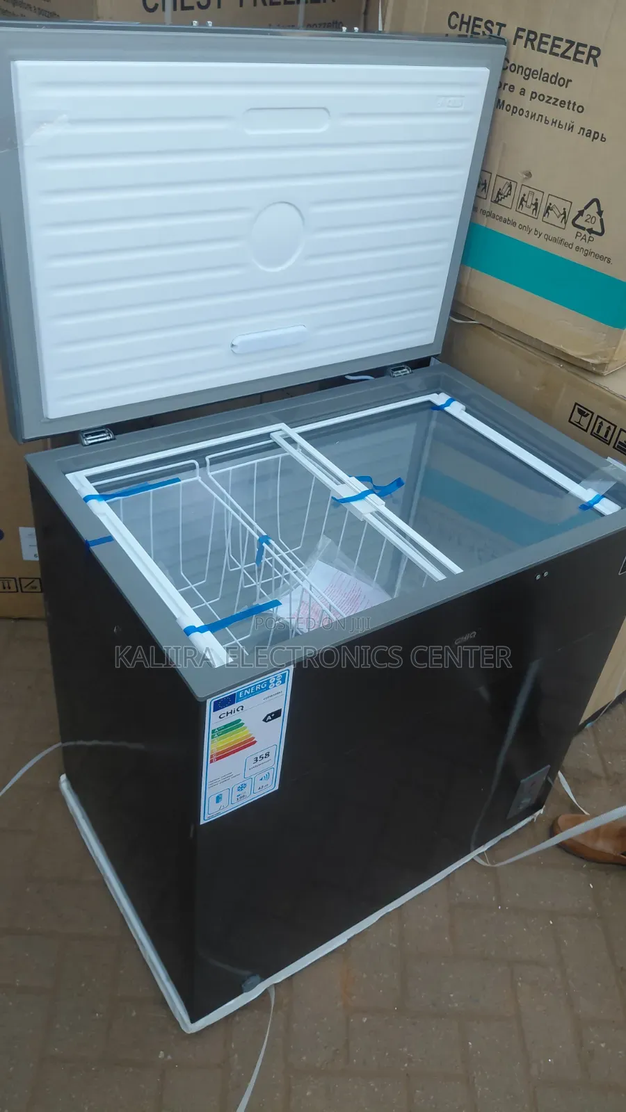 Chiq Freezer 260l
