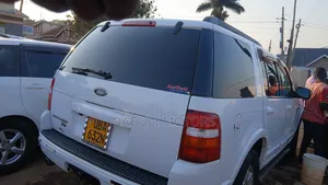 Ford Explorer 2007 White