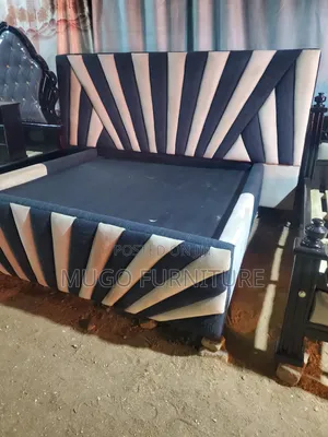 King's Size High Headboard Cloth Bed