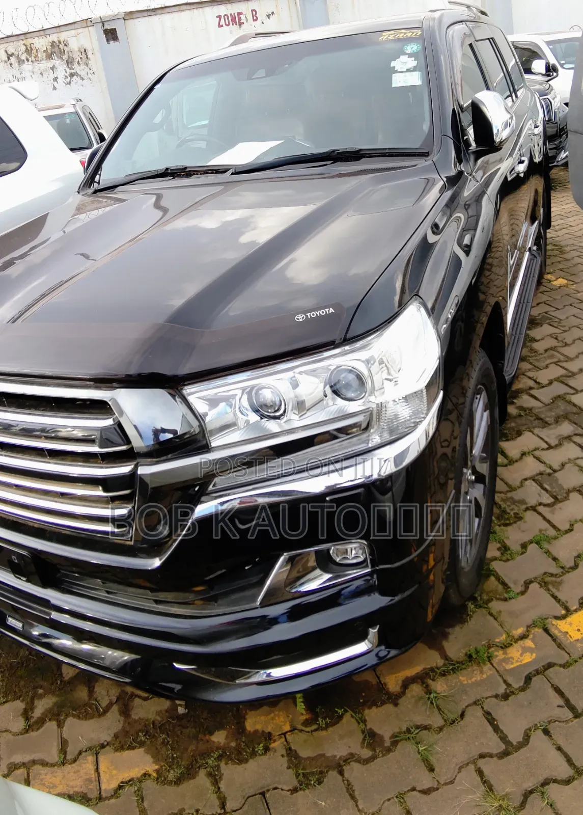 Toyota Land Cruiser 2016 Black