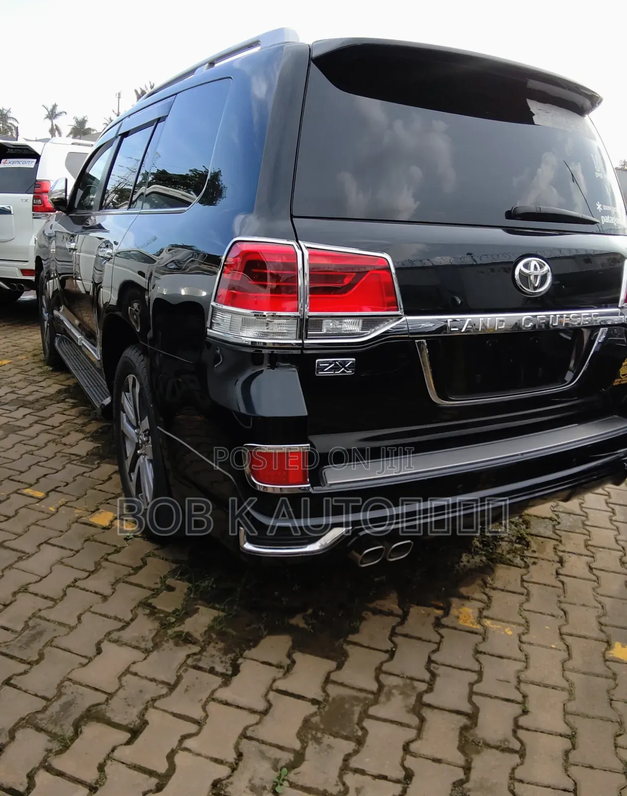 Toyota Land Cruiser 2016 Black