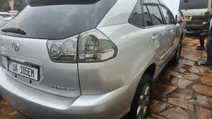 Toyota Harrier 2008 Silver