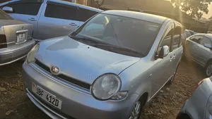 Toyota Sienta 2008 Silver