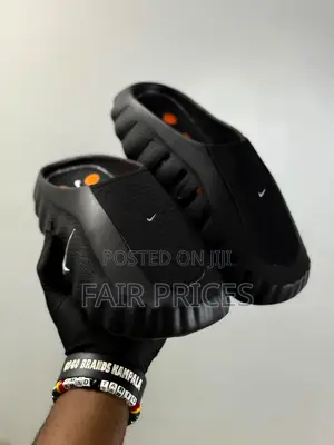 Nike Mind 001 Sandals