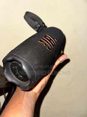 JBL Charge 6