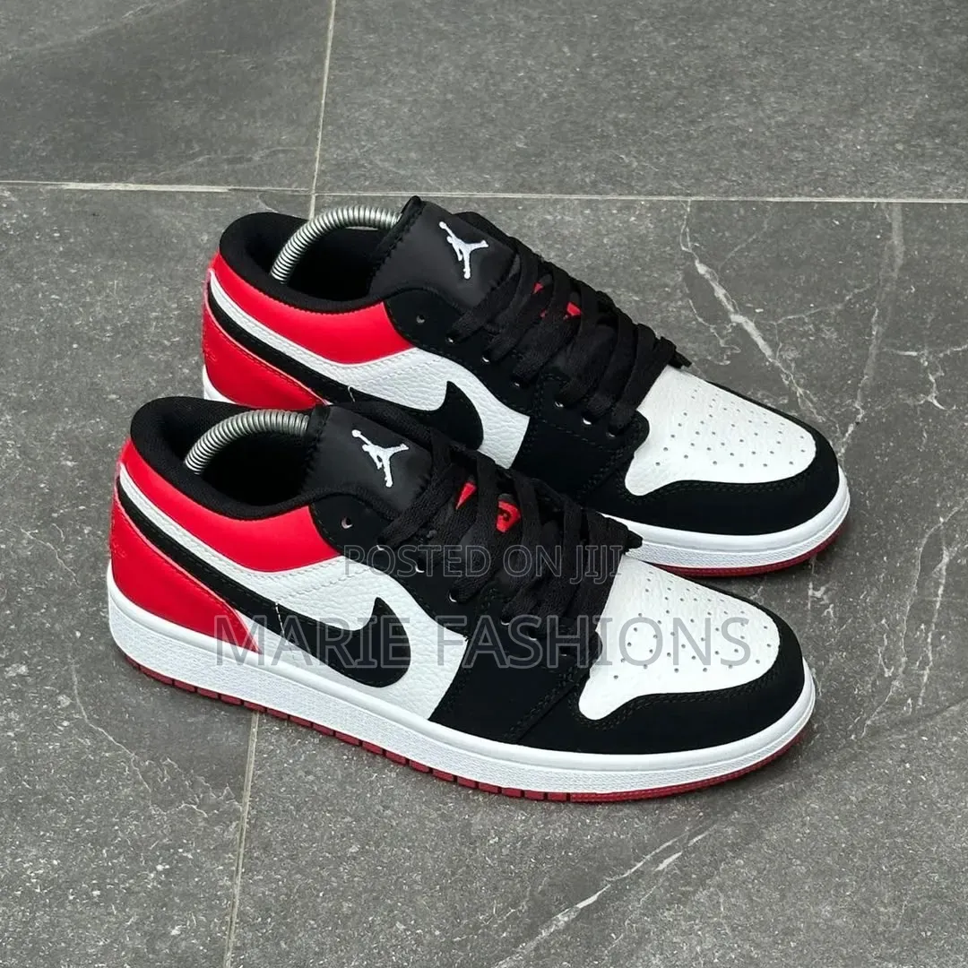 Nike Dunk Low