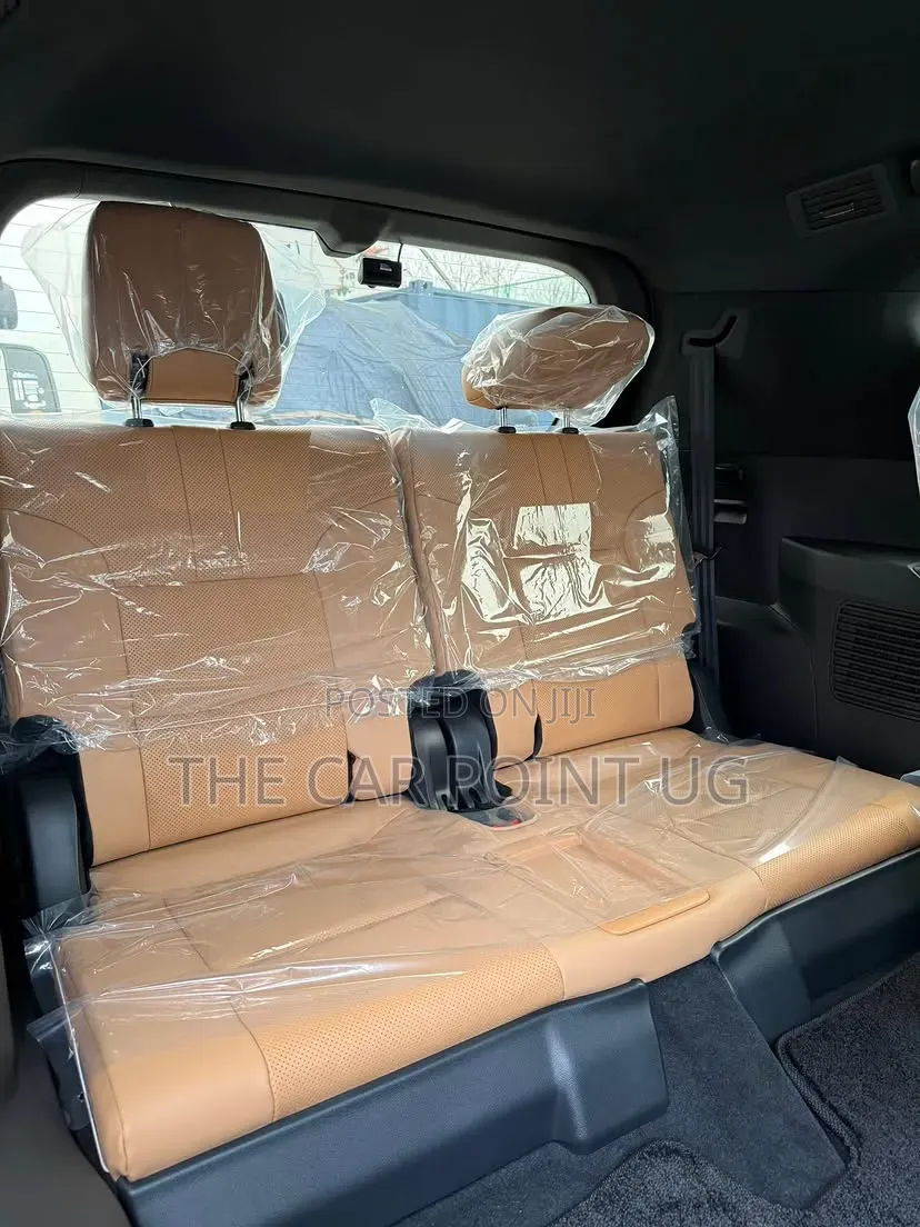Lexus LX 700h 2025 Black