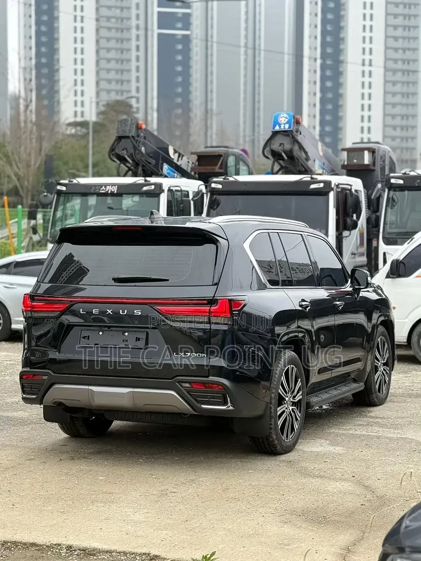 Lexus LX 700h 2025 Black