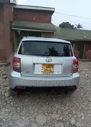 Toyota IST 2007 Silver