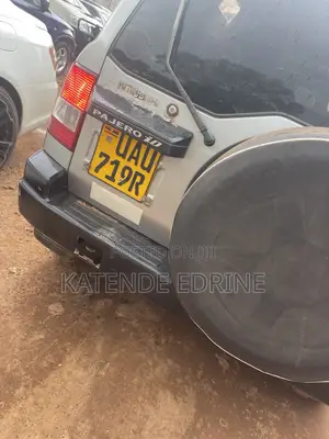 Mitsubishi Pajero IO 1999 Silver
