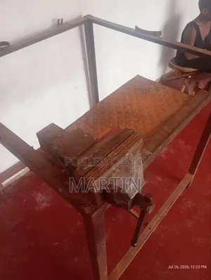Bench Vice