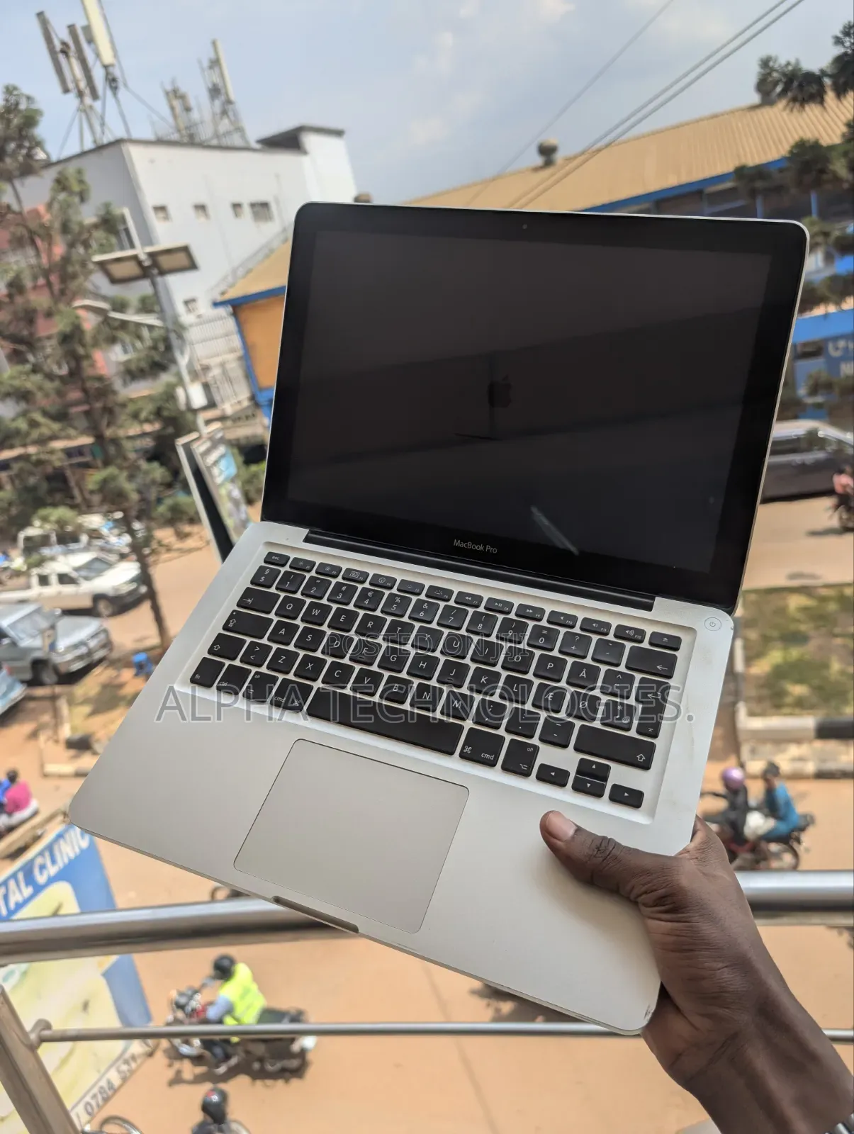 Laptop Apple MacBook Air 2010 4GB Intel Core 2 Duo HDD 320GB