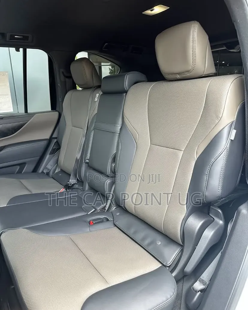 Lexus LX 700h 2025 White