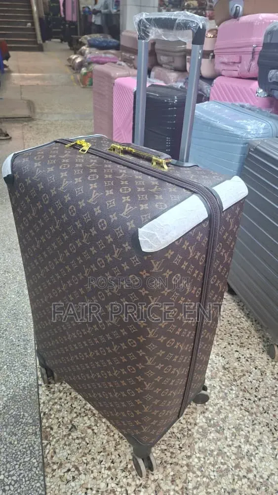 Original Louis Vuitton Suitcase. Large.( Brown)