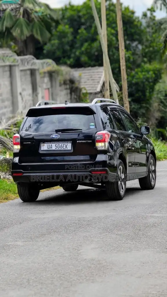 Subaru Forester 2014 Black