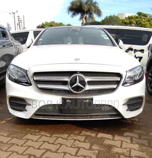 Mercedes-Benz E200 2016 White