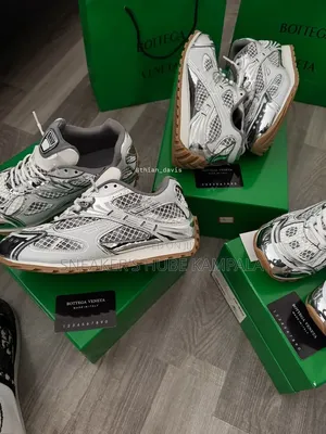Sneaker's Hube Kampala