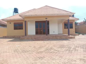 4bdrm Bungalow in Buwaate, Kira for rent