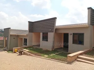 1bdrm House in Kira for rent