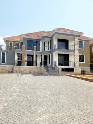 7bdrm Mansion in Division A for sale
