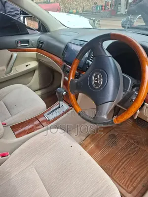 Toyota Premio 2005 Silver