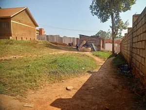 Space for a Bar and Restaurant for Rent in Kyengera Near Main Road