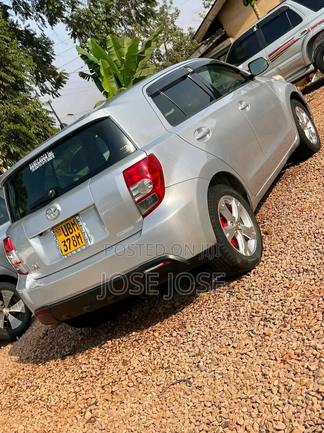 Toyota IST 2010 Silver